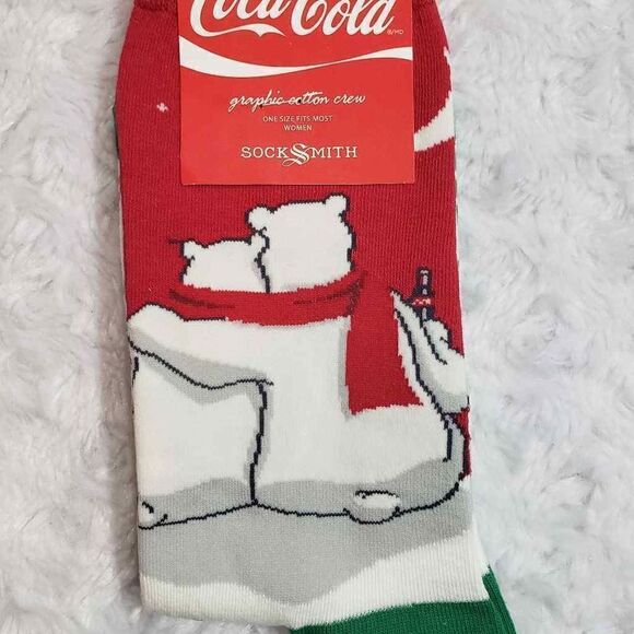 NWT Coca Cola holiday Polar Bear socks womens shoe 5-10.5 - Picture 2 of 4